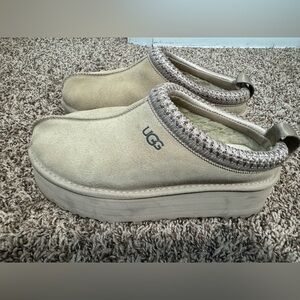 Ugg Women’s Tazz in Mustard Seed Size US 8